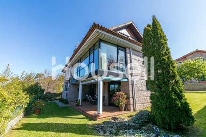 房子 出售 进入 Vigo, Pontevedra. 