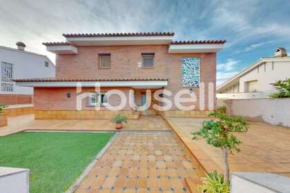House for sale in Canet de Mar, Barcelona. 