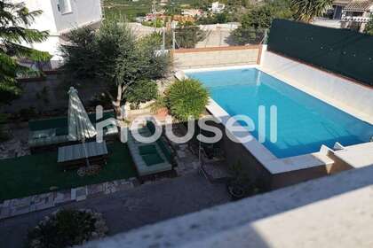 House for sale in Alzira, Valencia. 