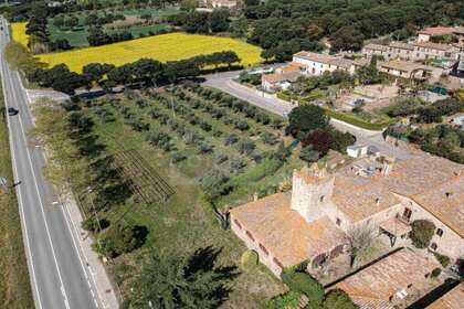 Commercial premise for sale in Castell d´Aro, Girona. 