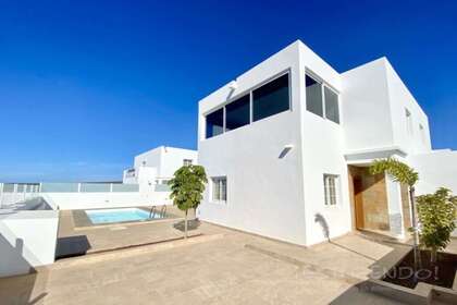 Byhuse til salg i Lanzarote. 