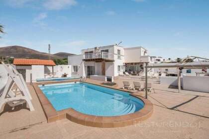 House for sale in Lanzarote. 