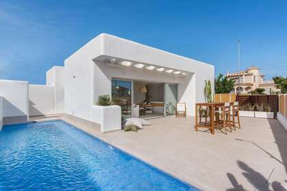 House for sale in Dolores, Alicante. 