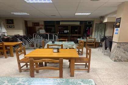 Commercial premise for sale in Sevilla. 