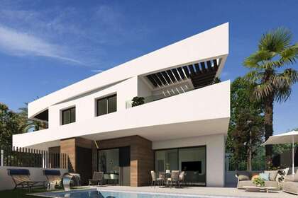 House for sale in Dolores, Alicante. 