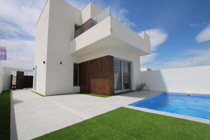 House for sale in San Fulgencio, Alicante. 