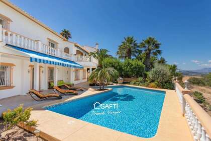 House for sale in Benitachell/Poble Nou de Benitatxell (el), Alicante. 