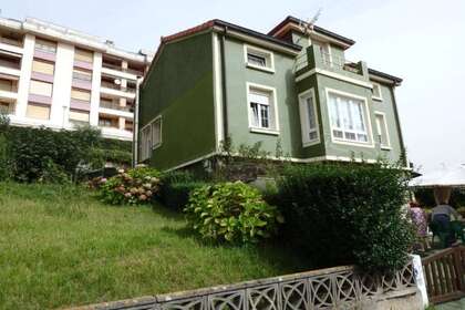 House for sale in Santander, Cantabria. 