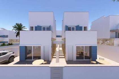 House for sale in Pilar de la Horadada, Alicante. 