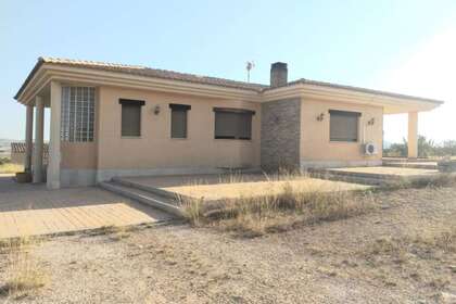 Country house for sale in Yecla, Murcia. 