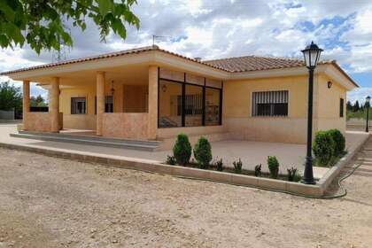 Casa venta en Yecla, Murcia. 