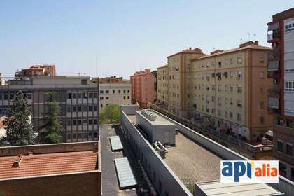 Flat for sale in Lleida, Lérida (Lleida). 