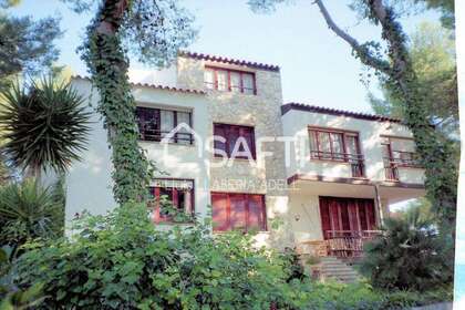 House for sale in Tarragona. 