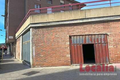 Commercial premise in Torrelavega, Cantabria. 