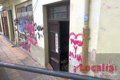 Commercial premise for sale in Torrelavega, Cantabria. 