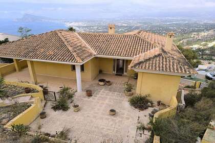 House for sale in Altea, Alicante. 