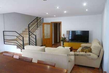 House for sale in Silla, Valencia. 