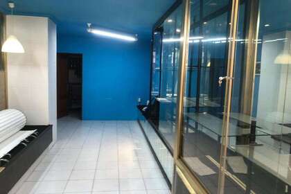 Commercial premise for sale in Torrelavega, Cantabria. 