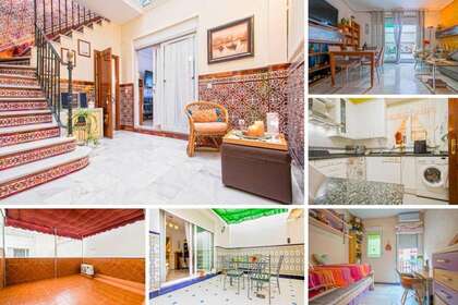 House for sale in Sevilla. 