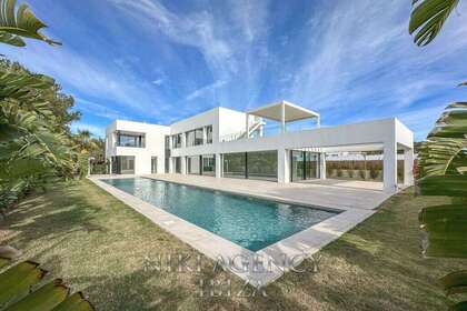 House for sale in San José / Sant Josep de Sa Talaia, Baleares (Illes Balears), Ibiza. 