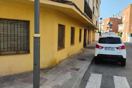 Commercial premise for sale in Tarragona. 