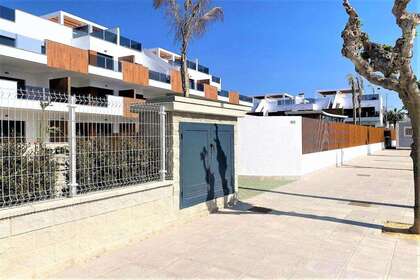 House for sale in Pilar de la Horadada, Alicante. 