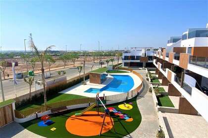 House for sale in Pilar de la Horadada, Alicante. 