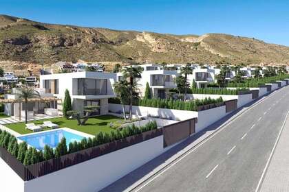 House for sale in Finestrat, Alicante. 