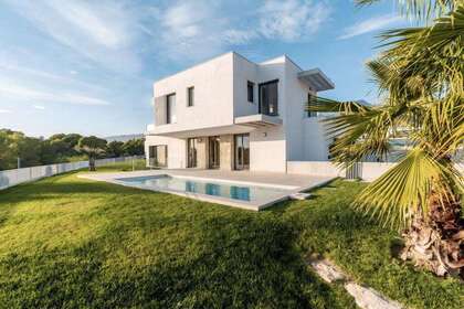 House for sale in Finestrat, Alicante. 