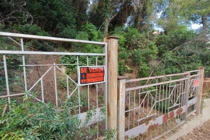 Terreno urbano venda em Vallirana, Barcelona. 