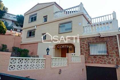 House for sale in Gilet, Valencia. 