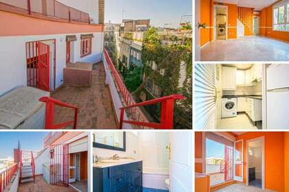 Flat for sale in Sevilla. 