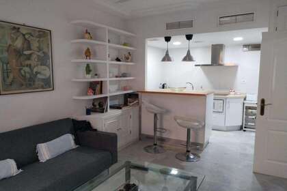 Apartment in Sevilla. 