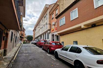 Duplex for sale in Toledo. 