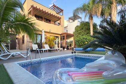 House for sale in San Miguel de Abona, Santa Cruz de Tenerife, Tenerife. 