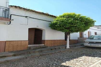 House for sale in La Vía de la Plata, Sevilla. 