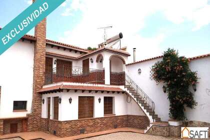 Řadový dům na prodej v Llanos del Caudillo, Ciudad Real. 