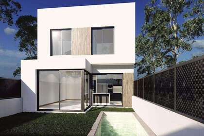 Cluster house for sale in Casarrubuelos, Madrid. 