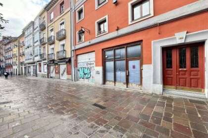 Commercial premise for sale in Vitoria-Gasteiz, Álava (Araba). 