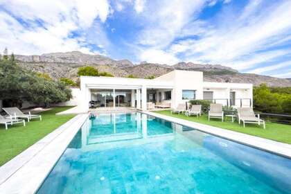 House for sale in Altea, Alicante. 