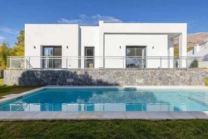 House for sale in Altea, Alicante. 