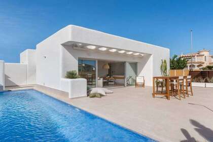 House for sale in Dolores, Alicante. 