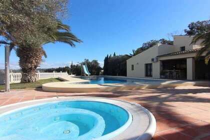 House for sale in Benissa, Alicante. 