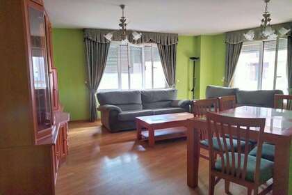 Apartment for sale in San Andrés del Rabanedo, León. 