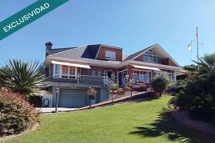 Huizen verkoop in Vilagarcía de Arousa, Pontevedra. 