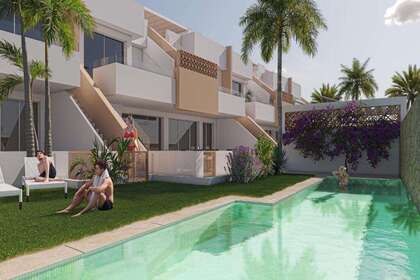 Дом Продажа в Pilar de la Horadada, Alicante. 