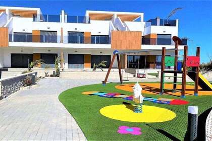 Дом Продажа в Pilar de la Horadada, Alicante. 