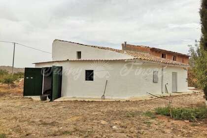 Land huse til salg i Yecla, Murcia. 
