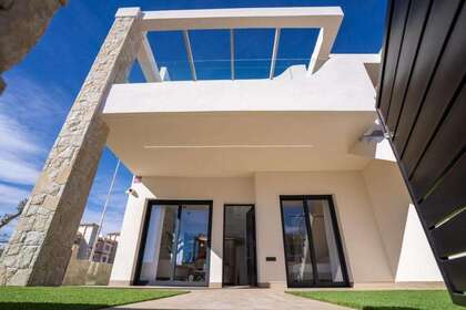 House for sale in Pilar de la Horadada, Alicante. 