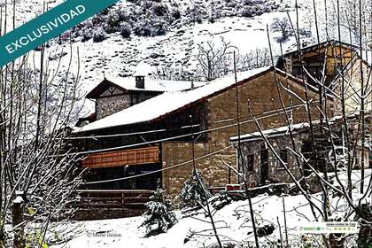 Country house for sale in Posada de Llanera, Asturias. 